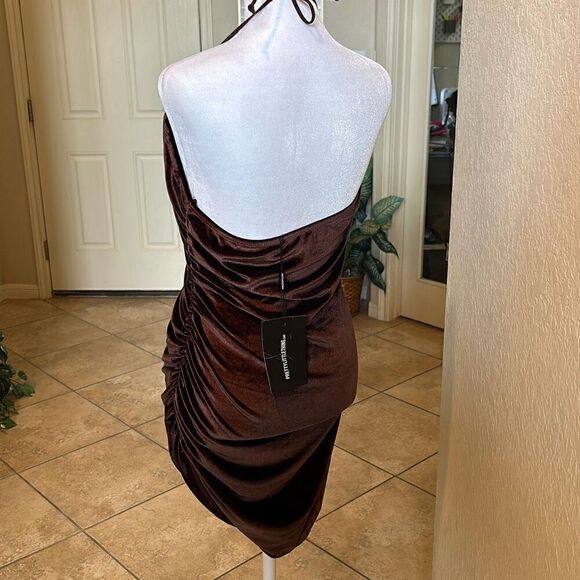 PrettyLittleThing Brown Mini Dress - Picture 4 of 6
